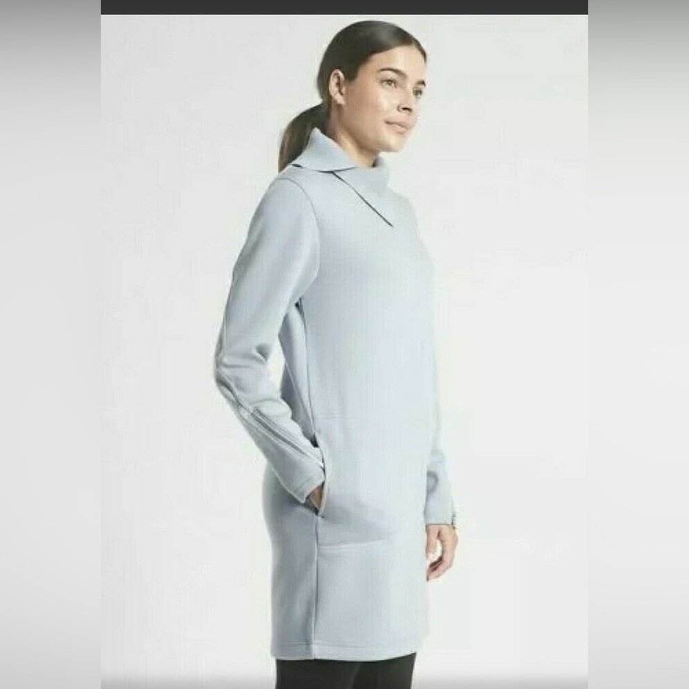 ATHLETA Cozy Karma Sweatshirt Athleisure Dress Women’s Medium Light Blue